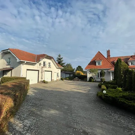 別荘 Lakie Guest House Łąkie